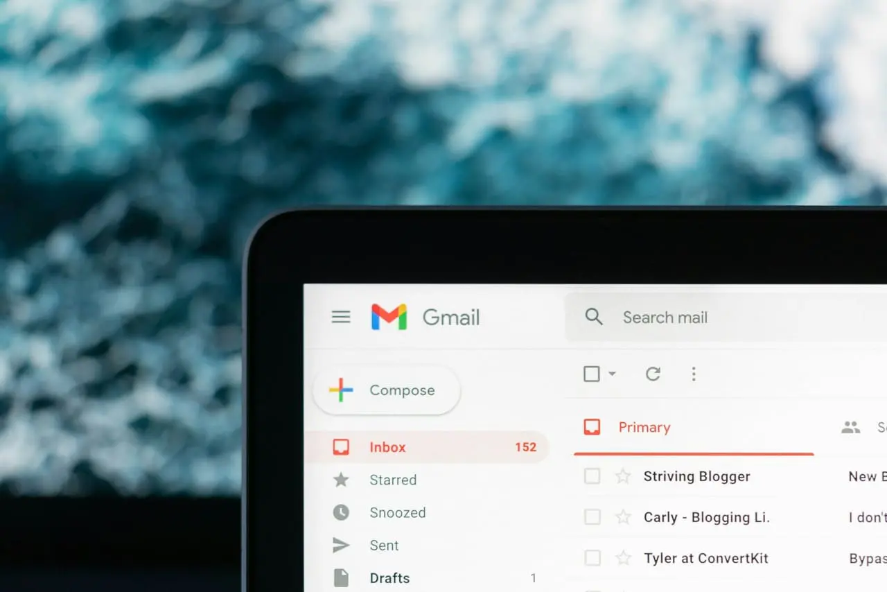 næmt.nu opsætter e-mail