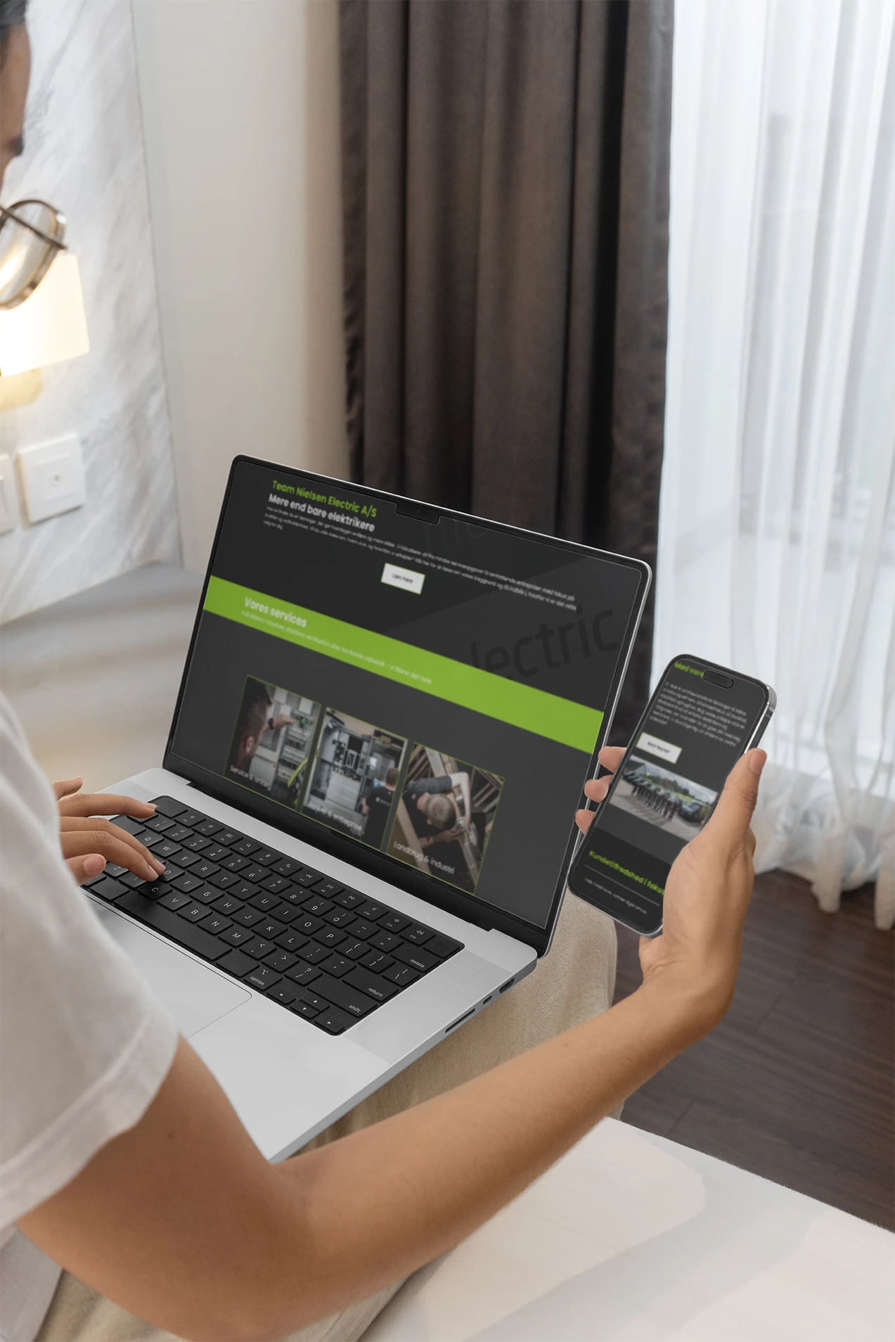 Mockup som viser Flyttefirma Danmark som er optimeret til at øge salg på hjemmeside